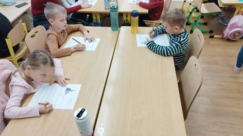 Podzim čaruje, stromy maluje