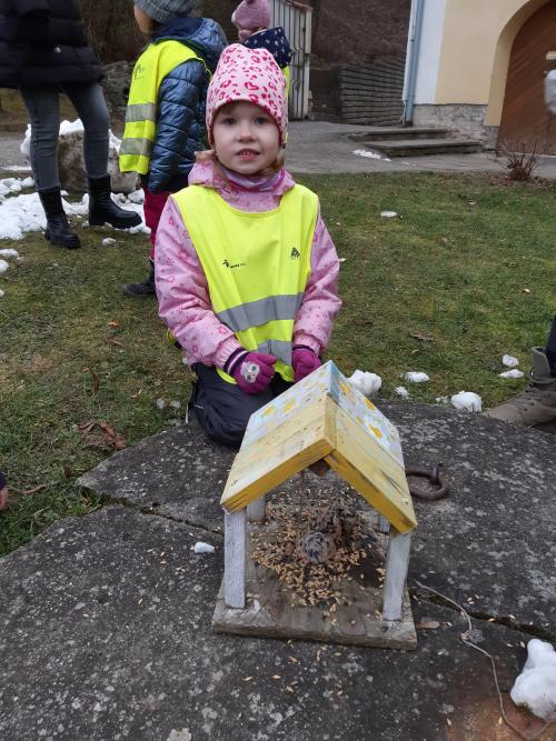 Zajíčci - Ťuká, ťuká vrabeček, prosí vás o drobeček